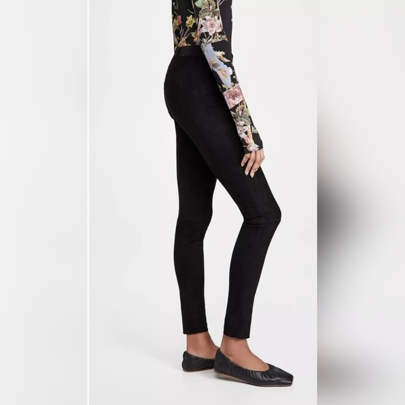 Alice + Olivia Lamb Leather Leggings 🍀 Small/ Medium 28 waist $798 Msrp - Picture 6 of 16